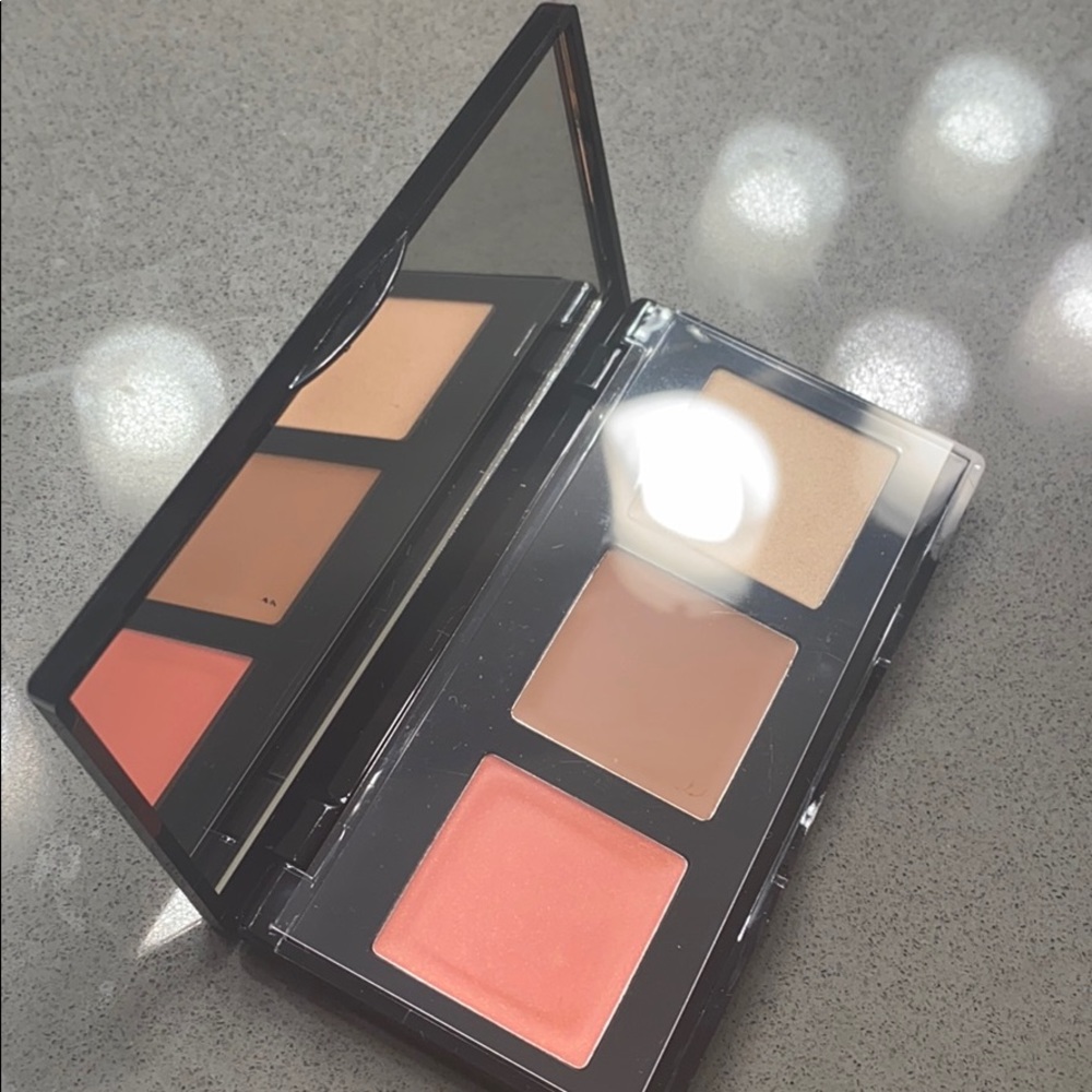 Laura Geller Eye Lip Cheek palette
